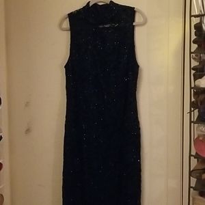 Green and Black Sleeveless Sequin Dress